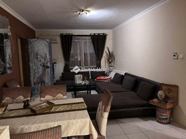 Eladó téglalakás, Székesfehérvárott 79 M Ft, 3 szobás