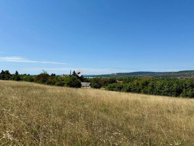 Eladó telek, Balatonfűzfőn 36.9 M Ft / költözzbe.hu