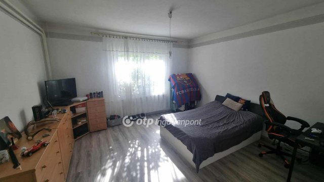 Eladó családi ház, Albertirsán 75 M Ft, 3 szobás