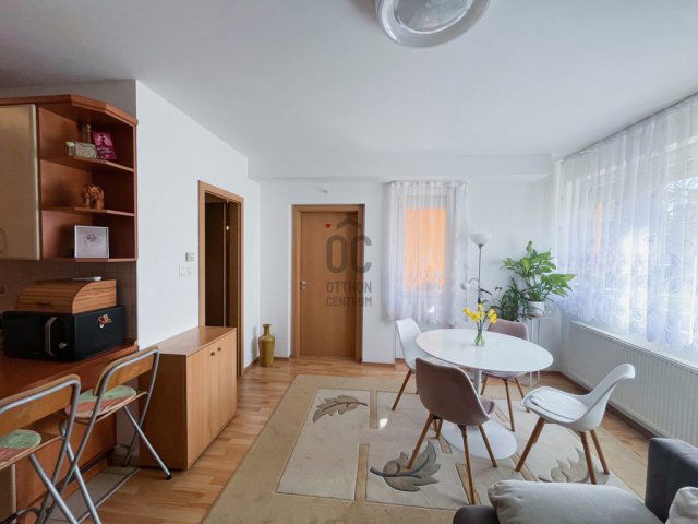 Eladó téglalakás, Szigetszentmiklóson 67.99 M Ft, 2 szobás