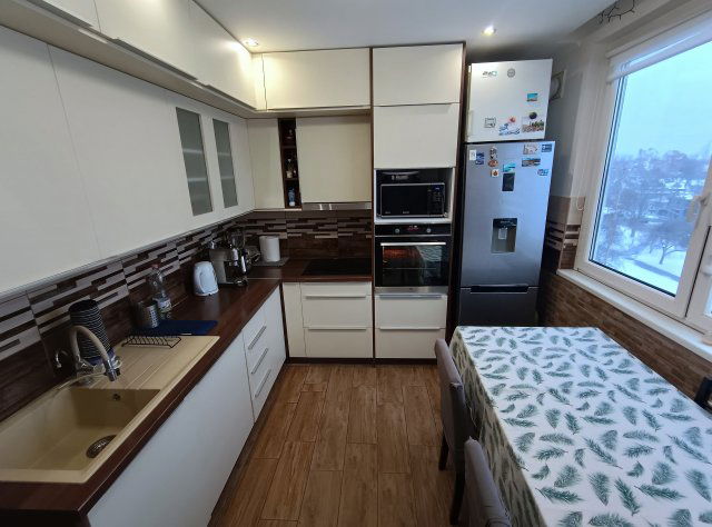 Eladó panellakás, Debrecenben 68.5 M Ft, 3 szobás