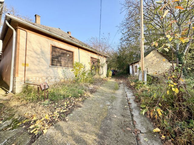 Eladó családi ház, Kismányokon 9.5 M Ft, 4 szobás