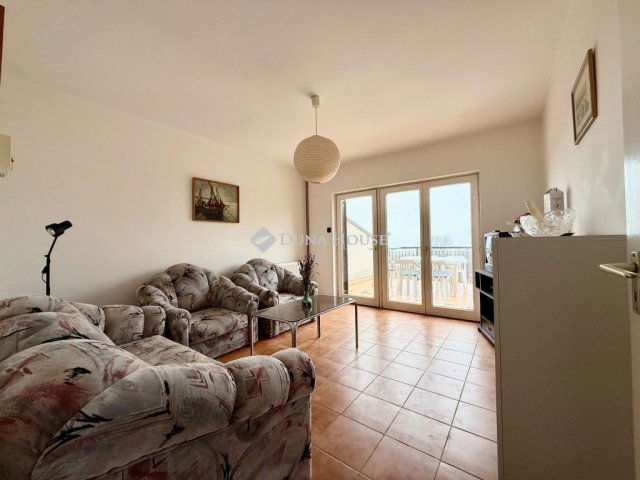 Eladó nyaraló, Tihanyban 149.9 M Ft, 4 szobás