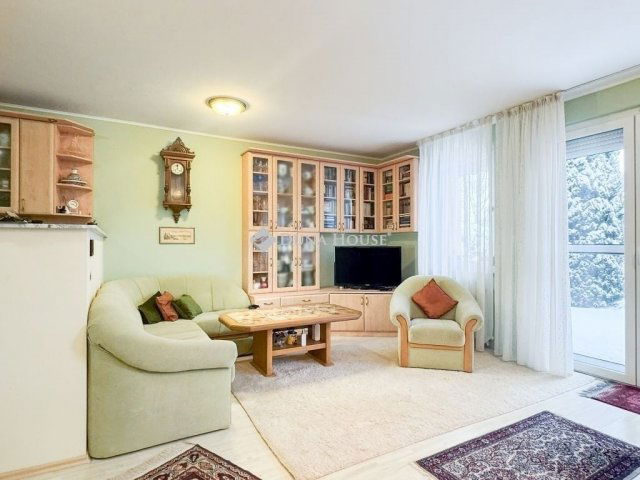 Eladó téglalakás, Biatorbágyon 137 M Ft, 4 szobás