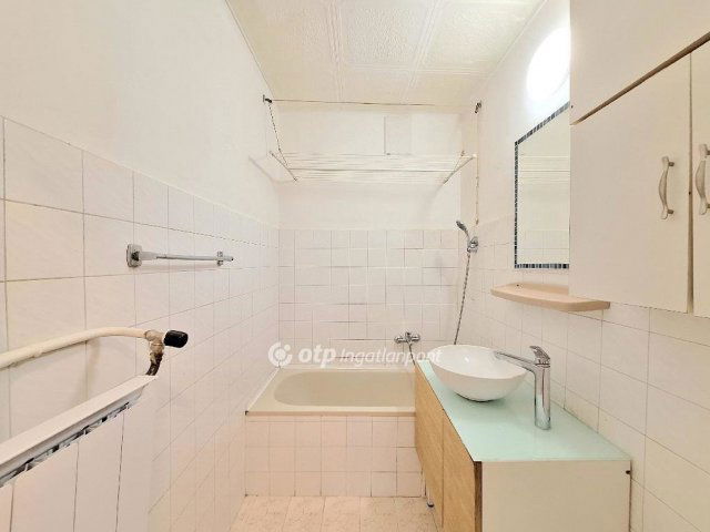 Eladó téglalakás, Budapesten, XIII. kerületben 67.5 M Ft