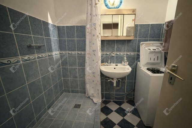 Eladó téglalakás, Zalaegerszegen 32.9 M Ft, 2 szobás