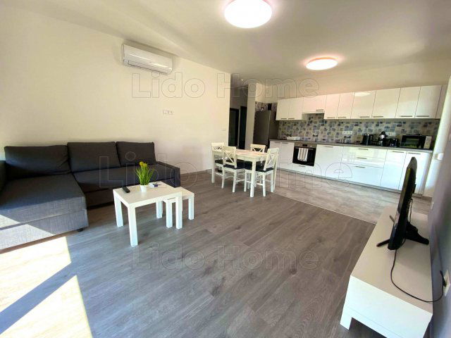 Kiadó téglalakás, albérlet, Balatonfenyvesen 270 E Ft / hó