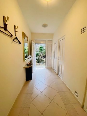 Eladó családi ház, Budapesten, II. kerületben 249.9 M Ft