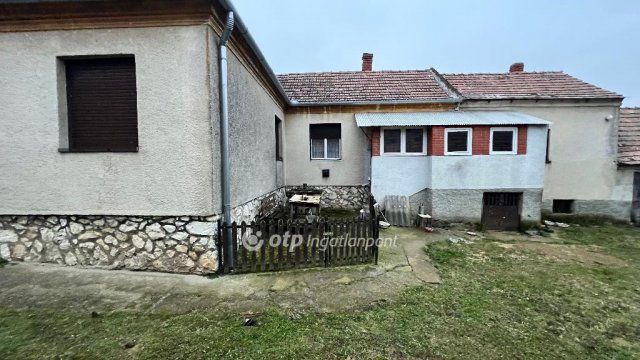 Eladó családi ház, Marcalgergelyin 21.9 M Ft, 3+1 szobás