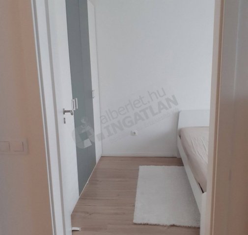 Kiadó téglalakás, albérlet, VIII. kerületben, Bauer Sándor utcában