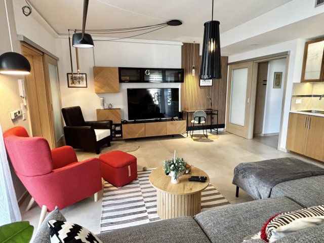 Kiadó téglalakás, albérlet, Csopakon 500 E Ft / hó, 4 szobás