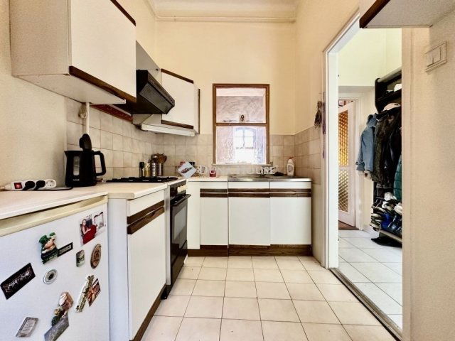 Eladó téglalakás, Pécsett 56.99 M Ft, 3 szobás