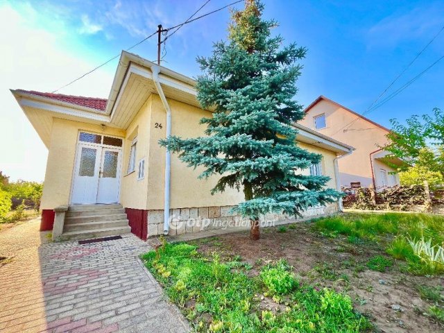 Eladó családi ház, Debrecenben 115 M Ft, 3 szobás