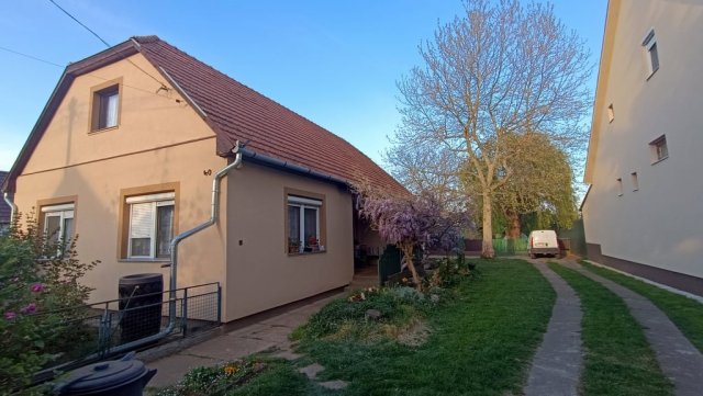 Eladó családi ház, Nyírpazonyon 64.9 M Ft, 3+1 szobás