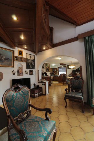 Eladó családi ház, Hévízen 149 M Ft, 6+1 szobás