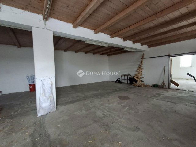 Eladó családi ház, Biharkeresztesen 25 M Ft, 2 szobás