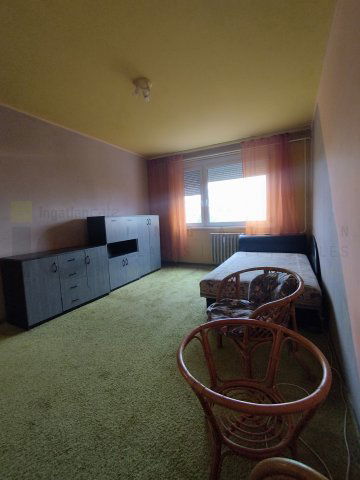Eladó panellakás, Szegeden, Lomnici utcában 31.9 M Ft