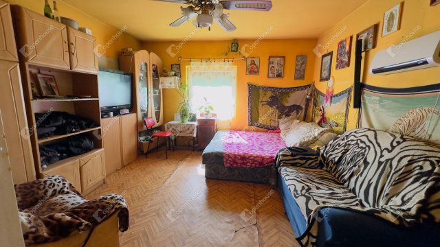 Eladó családi ház, Pándon 34 M Ft, 3 szobás