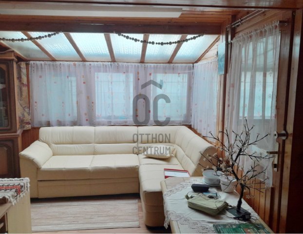 Eladó nyaraló, Szigetszentmártonban 49 M Ft, 2 szobás