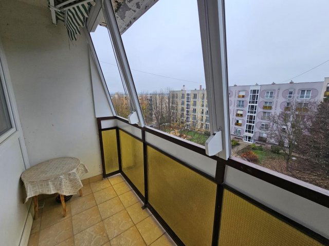 Eladó panellakás, Kaposváron 40 M Ft, 3 szobás