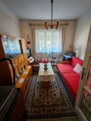 Eladó családi ház, Nyáregyházán 36 M Ft, 3 szobás