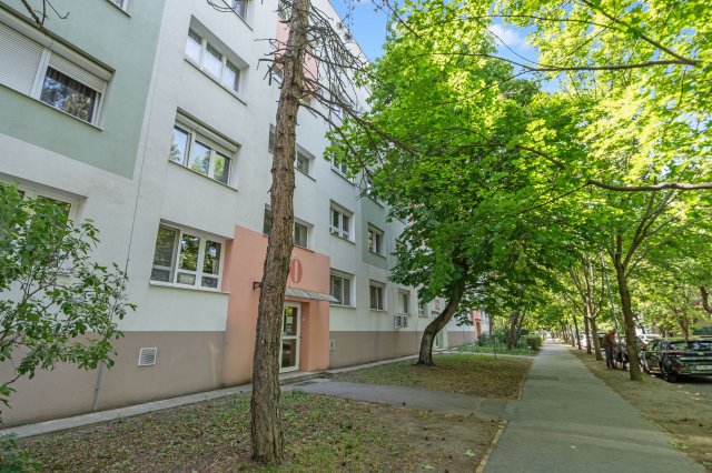 Eladó panellakás, Budapesten, XI. kerületben 77.9 M Ft, 2 szobás