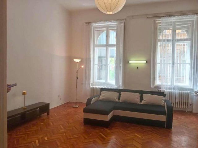 Kiadó téglalakás, albérlet, Budapesten, VIII. kerületben