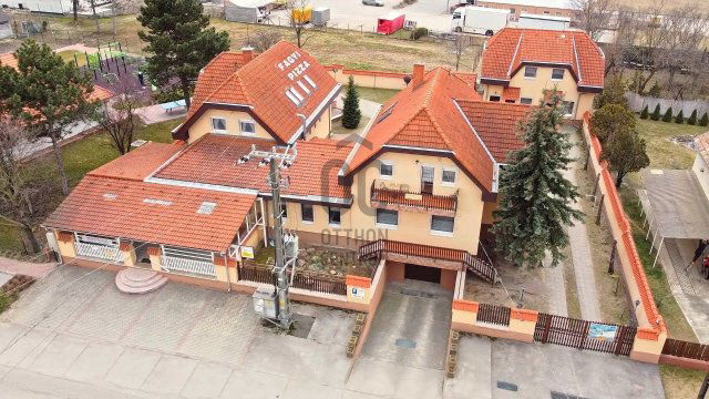 Eladó hotel, Dunavarsányban 640 M Ft / költözzbe.hu