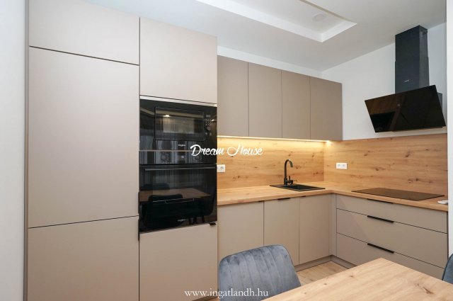 Kiadó téglalakás, albérlet, Nyíregyházán 220 E Ft / hó