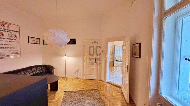 Eladó téglalakás, Budapesten, V. kerületben 179 M Ft, 3 szobás