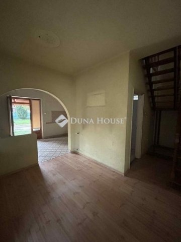 Eladó családi ház, Albertirsán 59.8 M Ft, 5 szobás