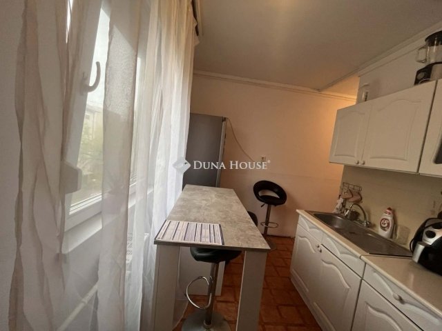 Eladó panellakás, Hódmezővásárhelyen 45 M Ft, 2 szobás