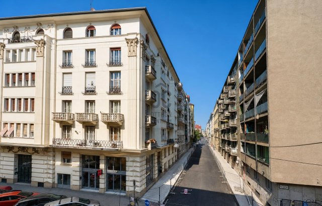 Eladó téglalakás, Budapesten, V. kerületben 104.8 M Ft, 2 szobás