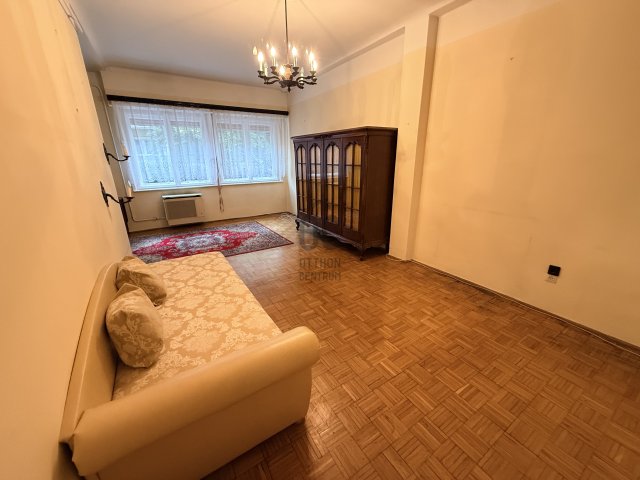 Eladó téglalakás, Budapesten, XI. kerületben, Kanizsai utcában