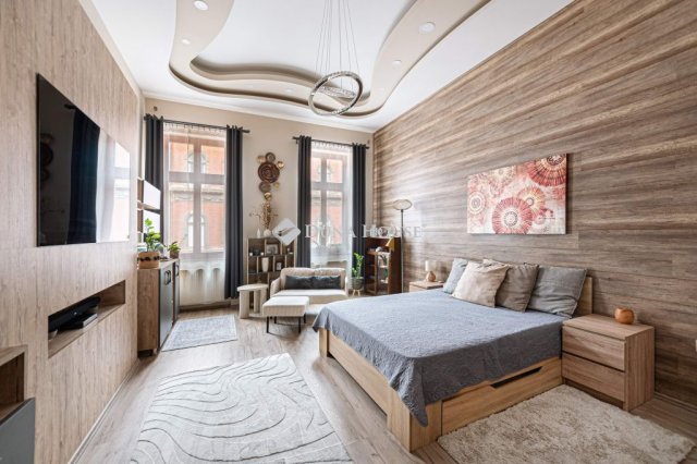 Eladó téglalakás, Budapesten, VII. kerületben 114 M Ft, 3 szobás