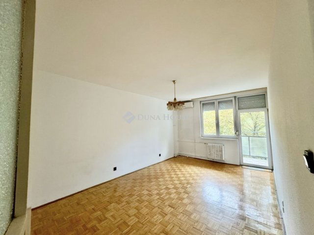 Eladó téglalakás, Budapesten, XIV. kerületben 75 M Ft, 2 szobás