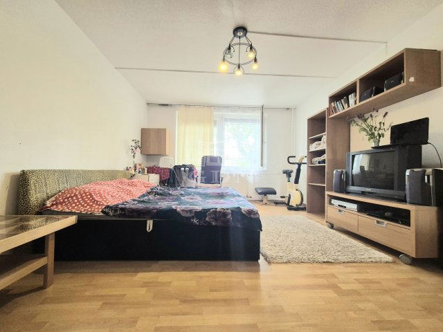 Eladó panellakás, Budapesten, X. kerületben 57.9 M Ft, 1+2 szobás