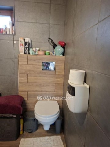 Eladó családi ház, Hajdúböszörményen 48.9 M Ft, 2 szobás