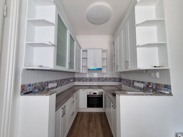 Kiadó téglalakás, albérlet, Budapesten, VI. kerületben