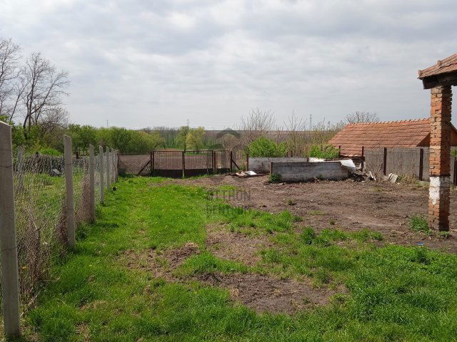 Eladó családi ház, Ráckeresztúron 64.99 M Ft, 5 szobás