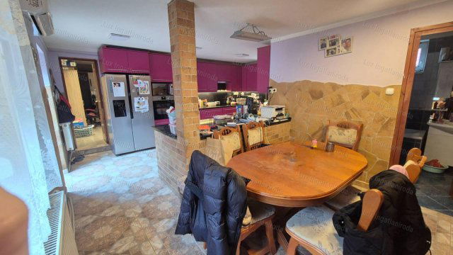 Eladó családi ház, Bokodon 69.9 M Ft, 4 szobás