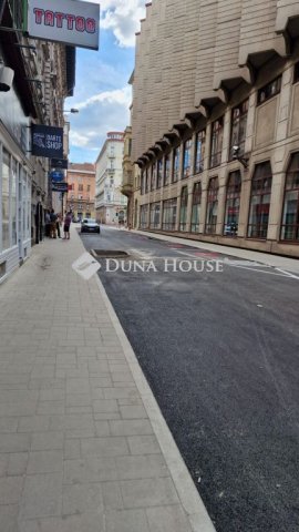 Eladó téglalakás, Budapesten, VI. kerületben 201.6 M Ft