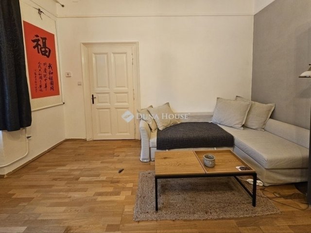 Eladó téglalakás, Budapesten, VIII. kerületben 66.99 M Ft