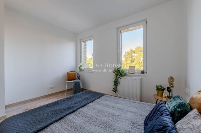Eladó téglalakás, Budapesten, VI. kerületben 125.724 M Ft