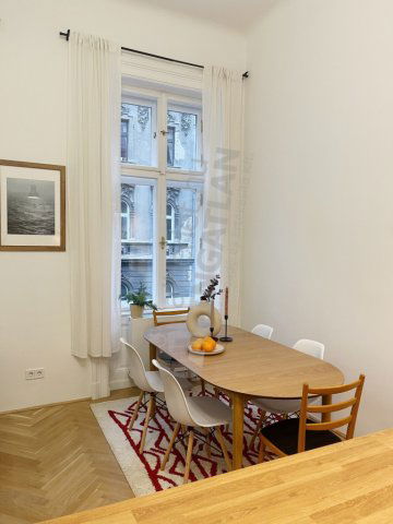 Kiadó téglalakás, albérlet, VI. kerületben, Király utcában