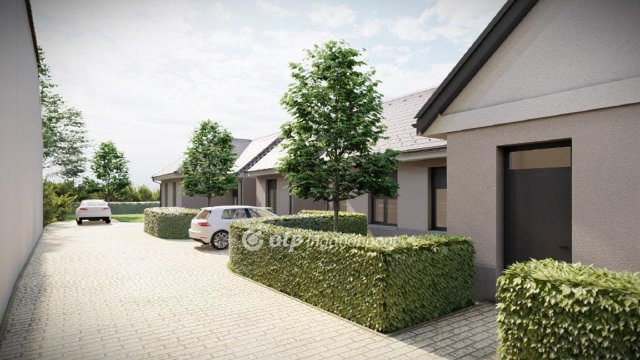 Eladó ikerház, Szekszárdon 92.5 M Ft, 2+2 szobás