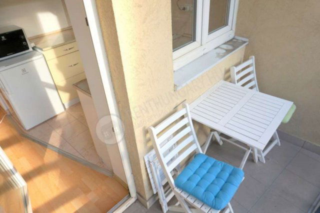 Kiadó téglalakás, albérlet, VI. kerületben, Rózsa utcában