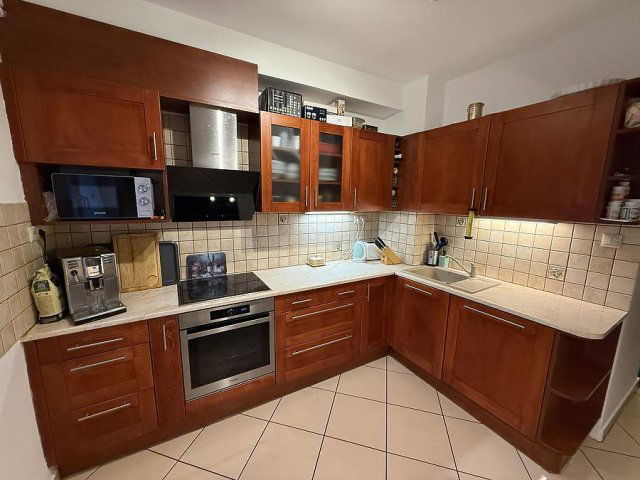 Eladó téglalakás, Szentendrén 128.9 M Ft, 6 szobás