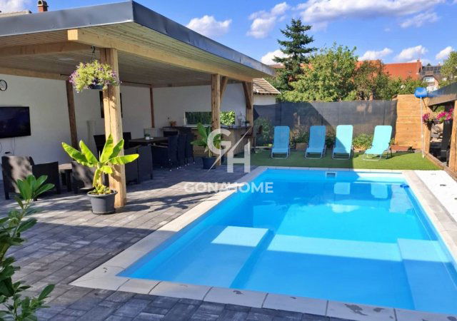 Eladó családi ház, Veszprémben 133 M Ft, 1+1 szobás