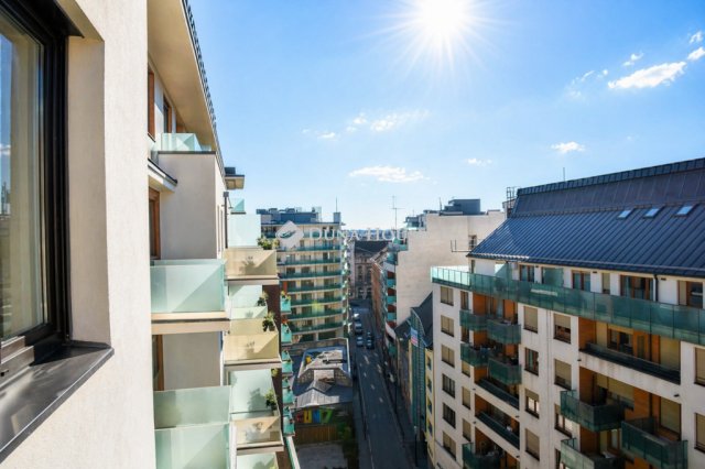 Eladó téglalakás, Budapesten, VIII. kerületben, Corvin sétányon